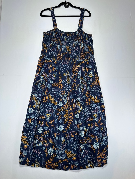 Reitmans Dresses & Skirts - Reitmans Dark Floral Tiered Midi Dress Navy Boho Ruffle Hem Ruched XXL